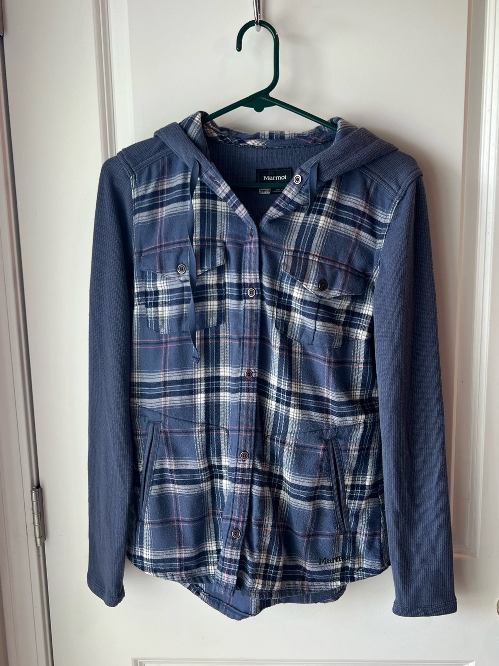Marmot Navy Plaid Hooded Flannel Shirt Jacket. Small